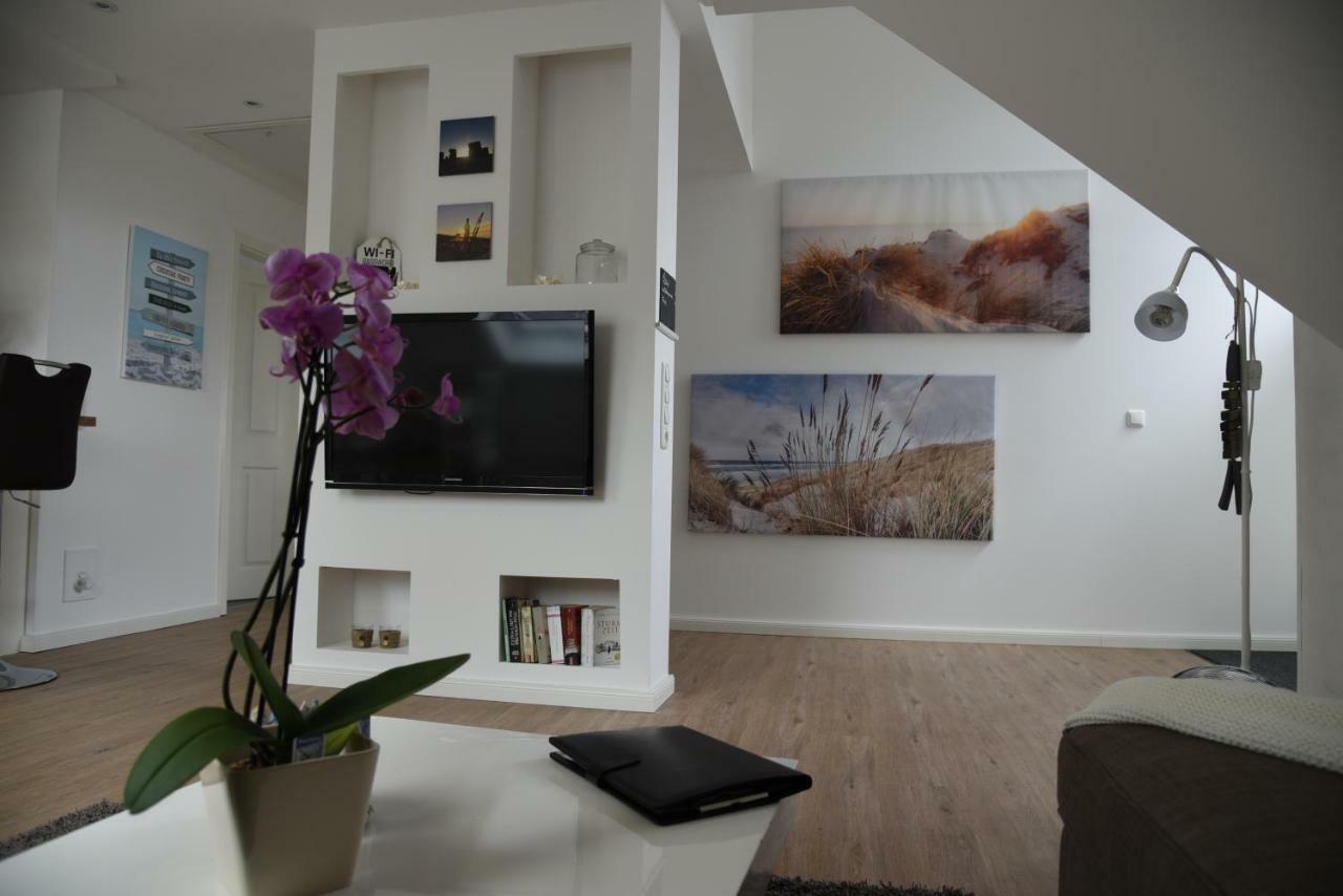 Ferienwohnung Storchennüst Aurich Exterior foto